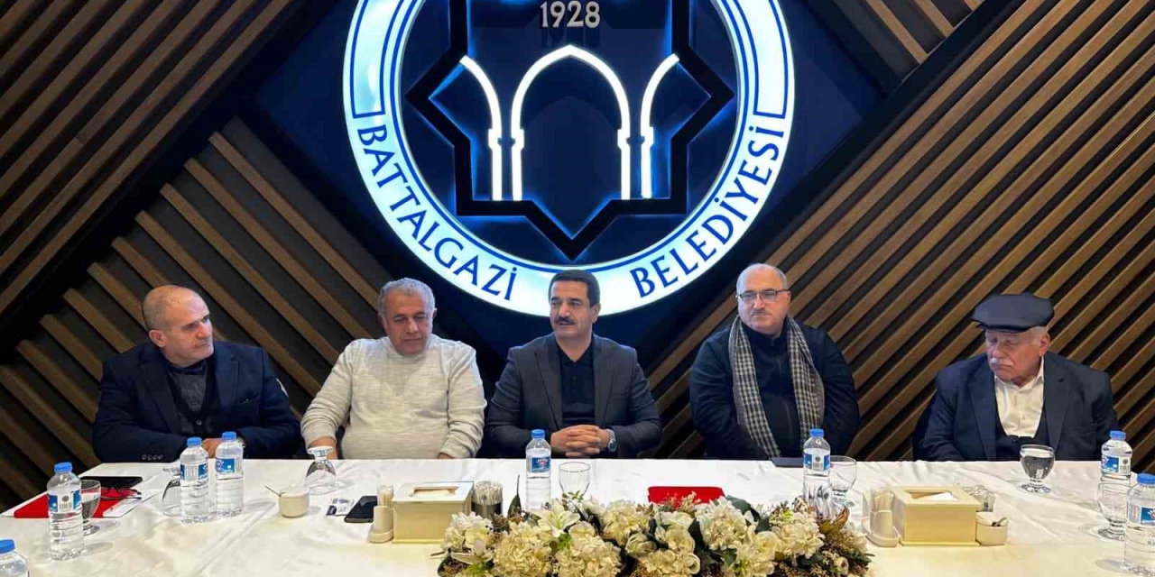 Başkan Taşkın’dan Muhtarlarla İstişare Toplantısı