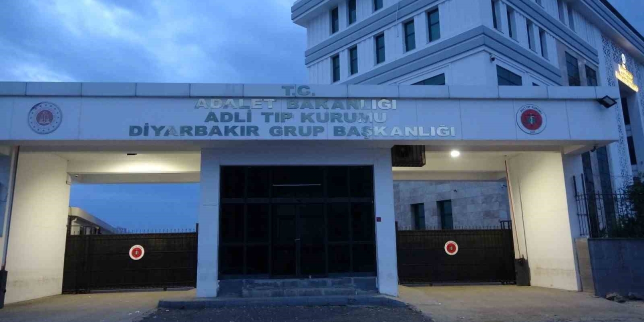 Diyarbakır’da Poşet İçinde Kadın Cesedi Bulundu