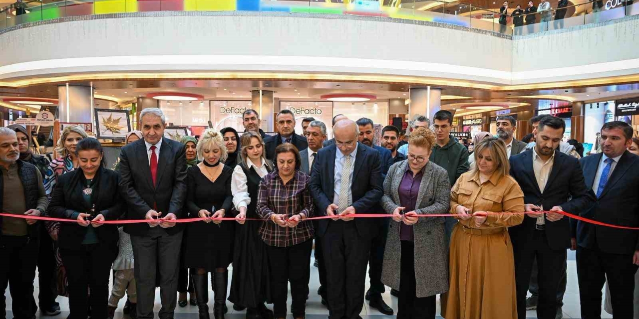 Hasat Sergisi Sanat Severlerle Buluştu