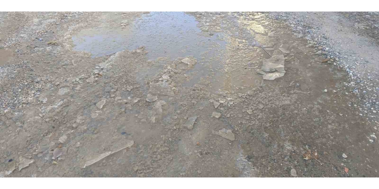 Gölbaşı’nda, Sular Dondu