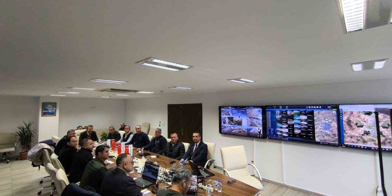 Gaziantep Büyükşehir, Kar Yağışı Ve Don Riskine Karşı Hazırlıklarını Sürdürüyor