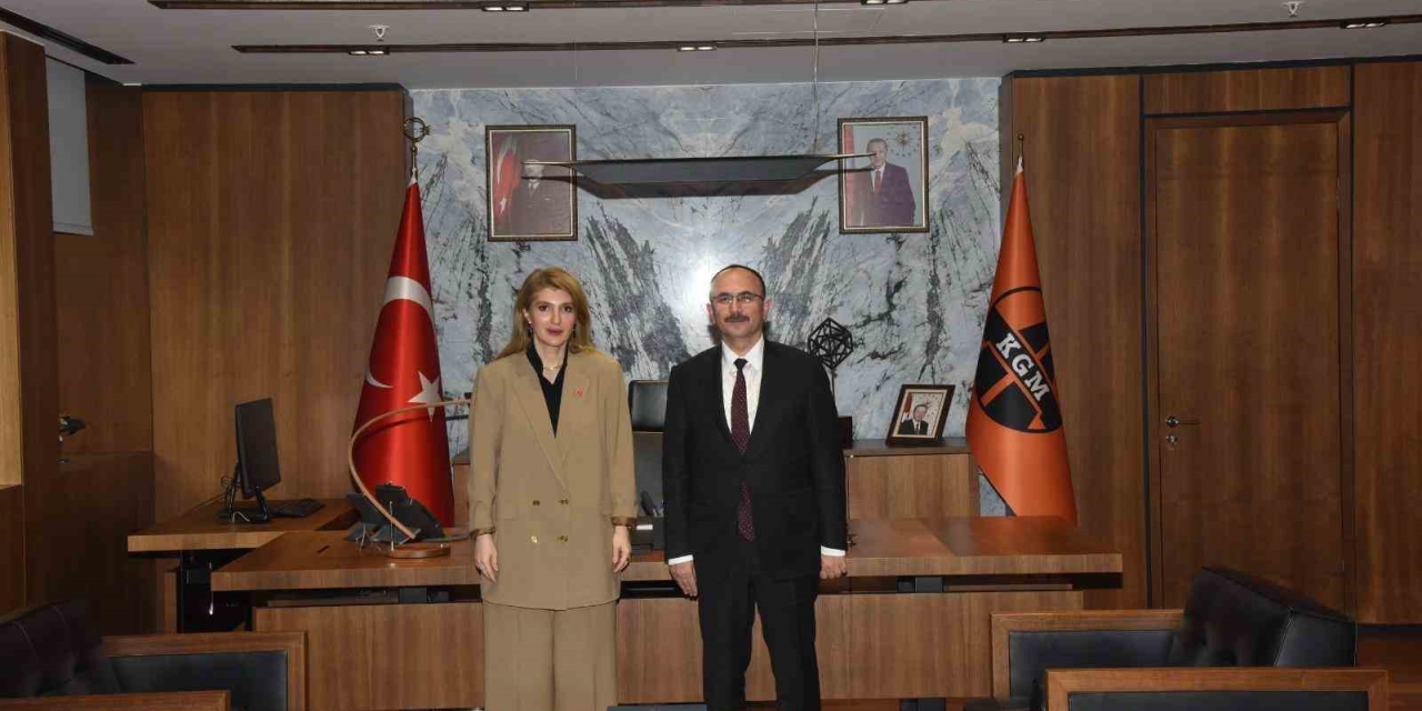 Milletvekili Ölmeztoprak: " Çevre Yolundan Tünellere, Malatya’mızda Ulaşım Yatırımları Devam Ediyor"