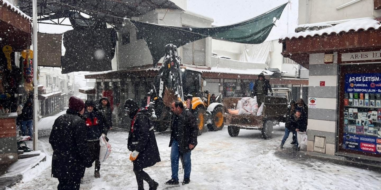 Çermik Belediyesi Yol Açma Çalışmalarına Başladı