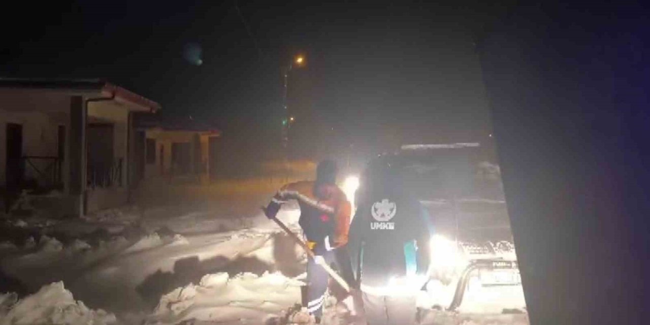 Yoğun Tipide Hasta Kurtarma Mücadelesi