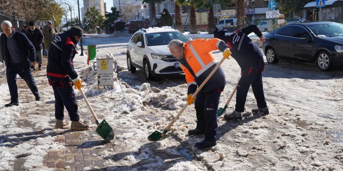 Kâhta Belediyesi’nden Karla Mücadelede Kesintisiz Çalışma