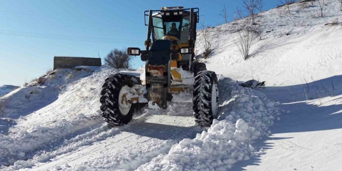 Adıyaman’da Karla Mücadele Çalışmaları Devam Ediyor