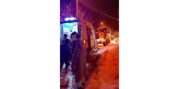 Kapalı Köy Yolunun Açılmasıyla Hasta Hastaneye Ulaştırıldı