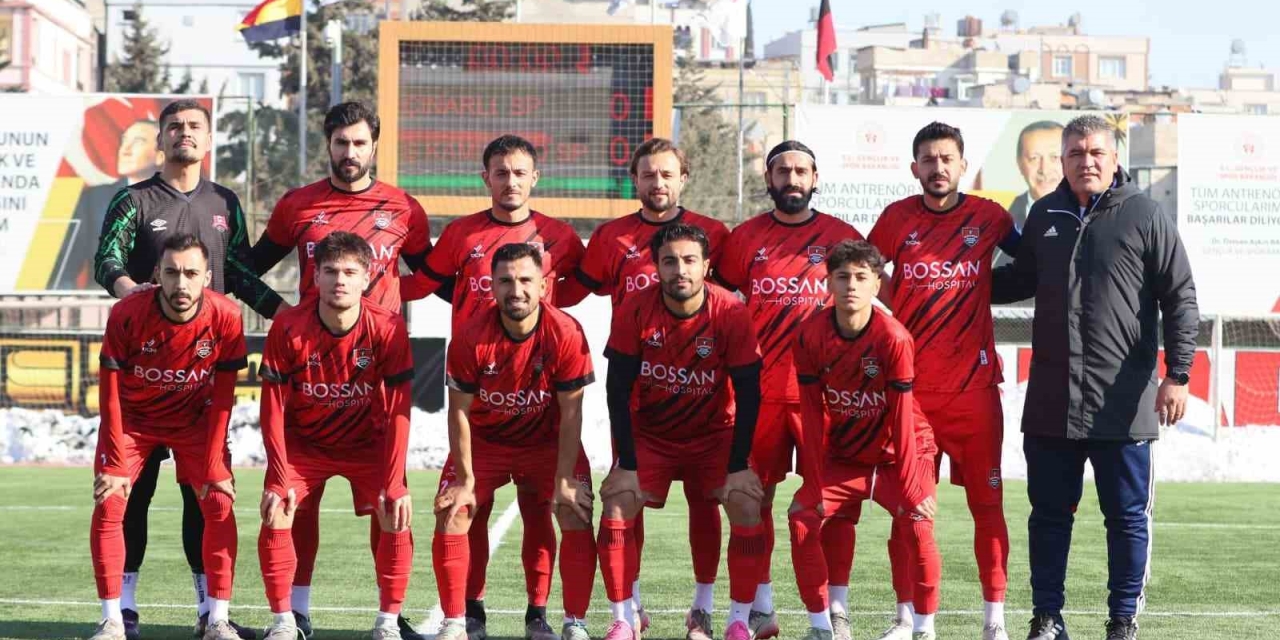 Şehitkamil Belediyespor, Zirve Yarışını Sürdürüyor