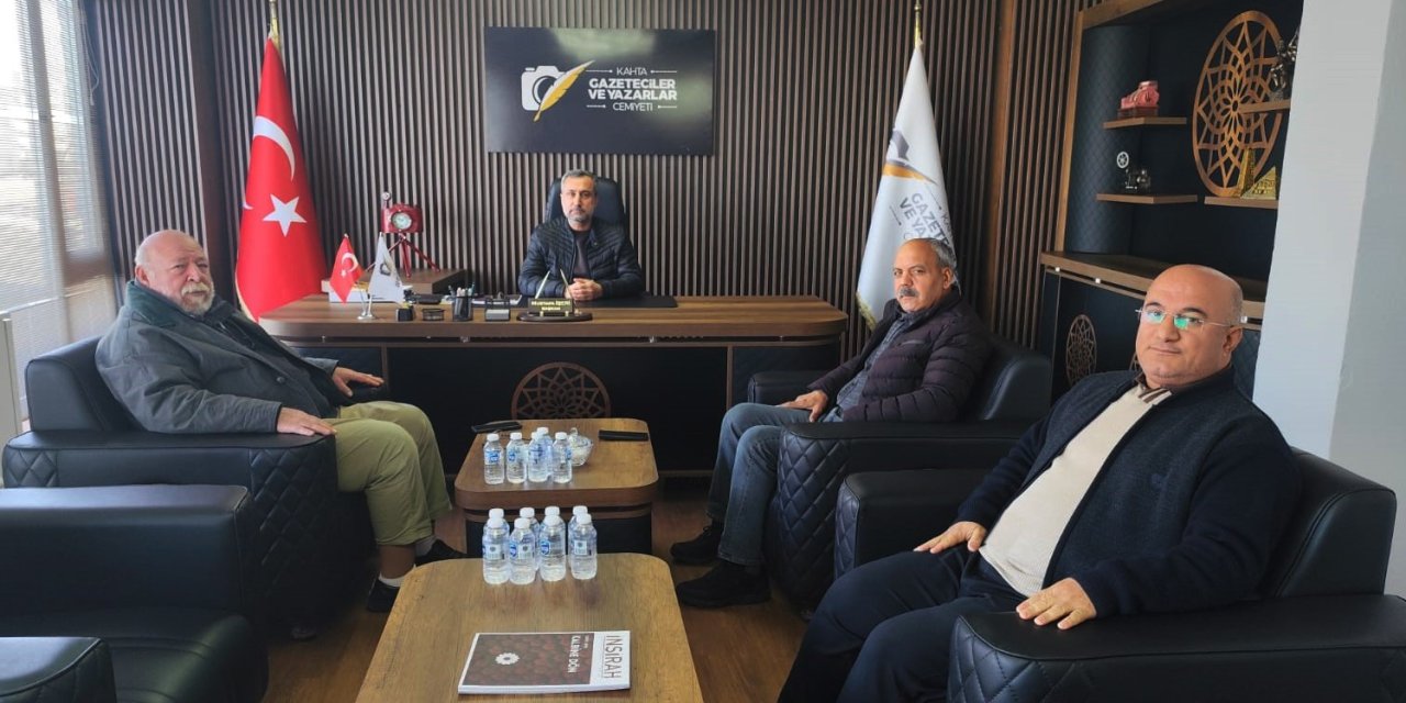 Gazeteciler Günü Öncesi Yerel Basının Geleceğine Dair Önemli Mesajlar