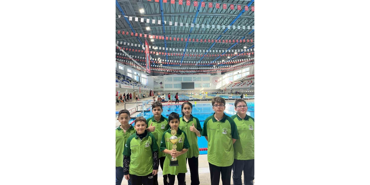 Şehitkamil’in Genç Sporcularından Çifte Şampiyonluk Gururu