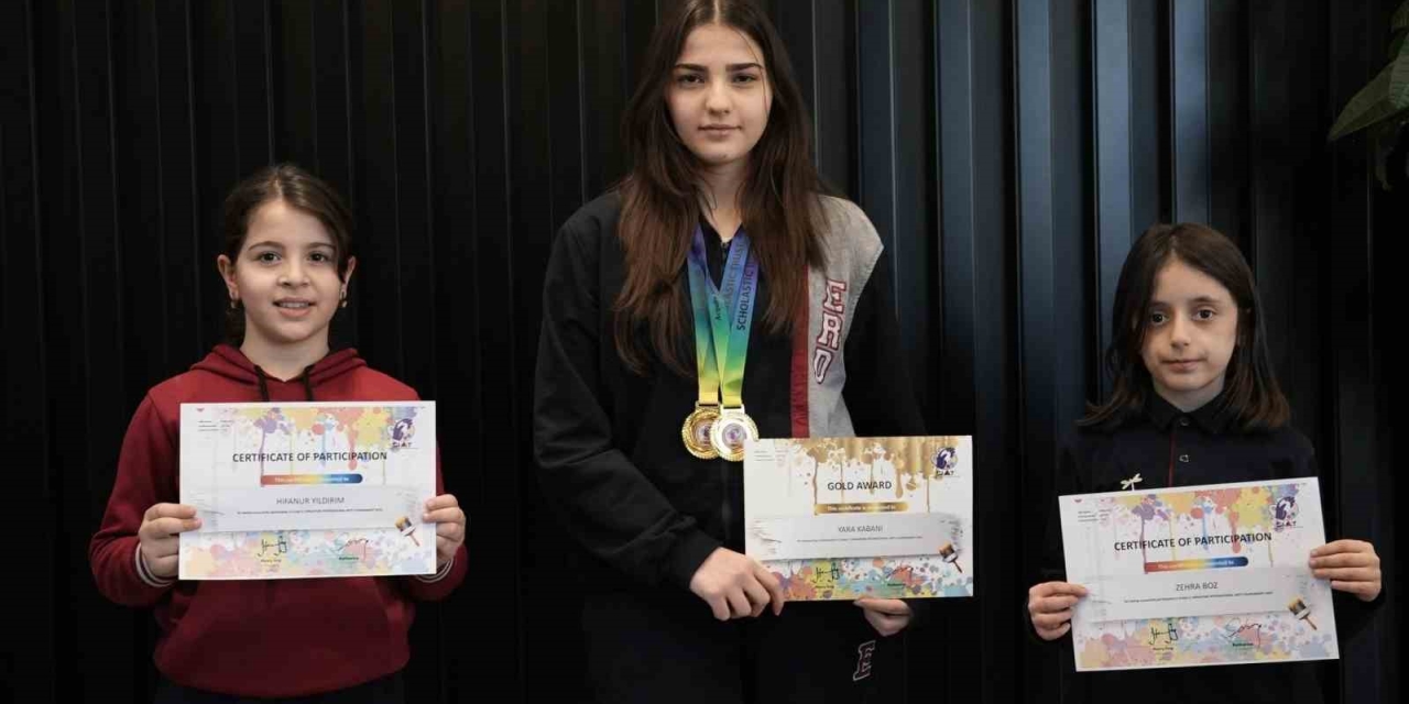 Erdem Koleji’nden Uluslararası Sanat Arenasında Çok Yönlü Başarı