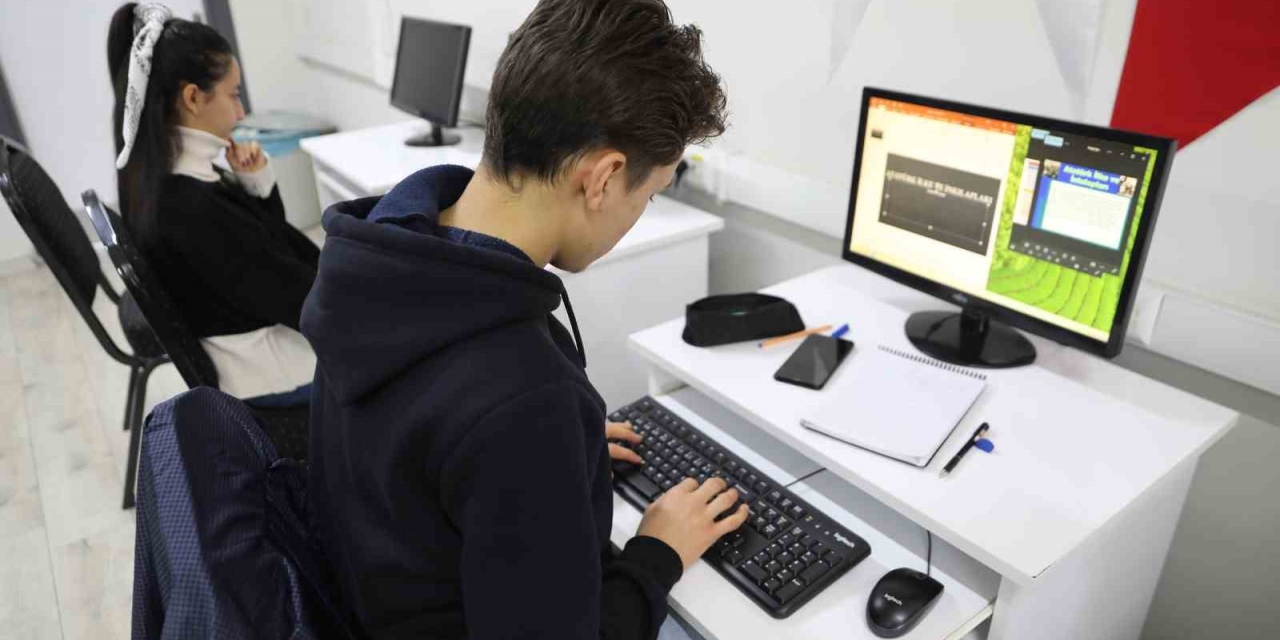 Haliliye Belediyesi’nden Teknoloji Odaklı Eğitim