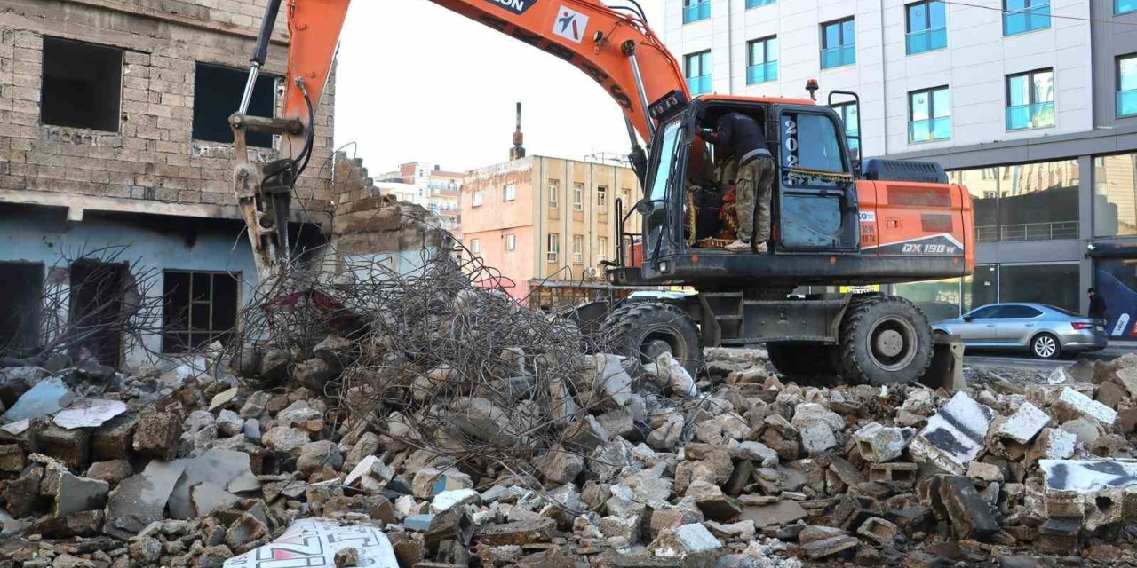 Şanlıurfa’da 59 Bağımsız Yapının Yıkımı Tamamladı