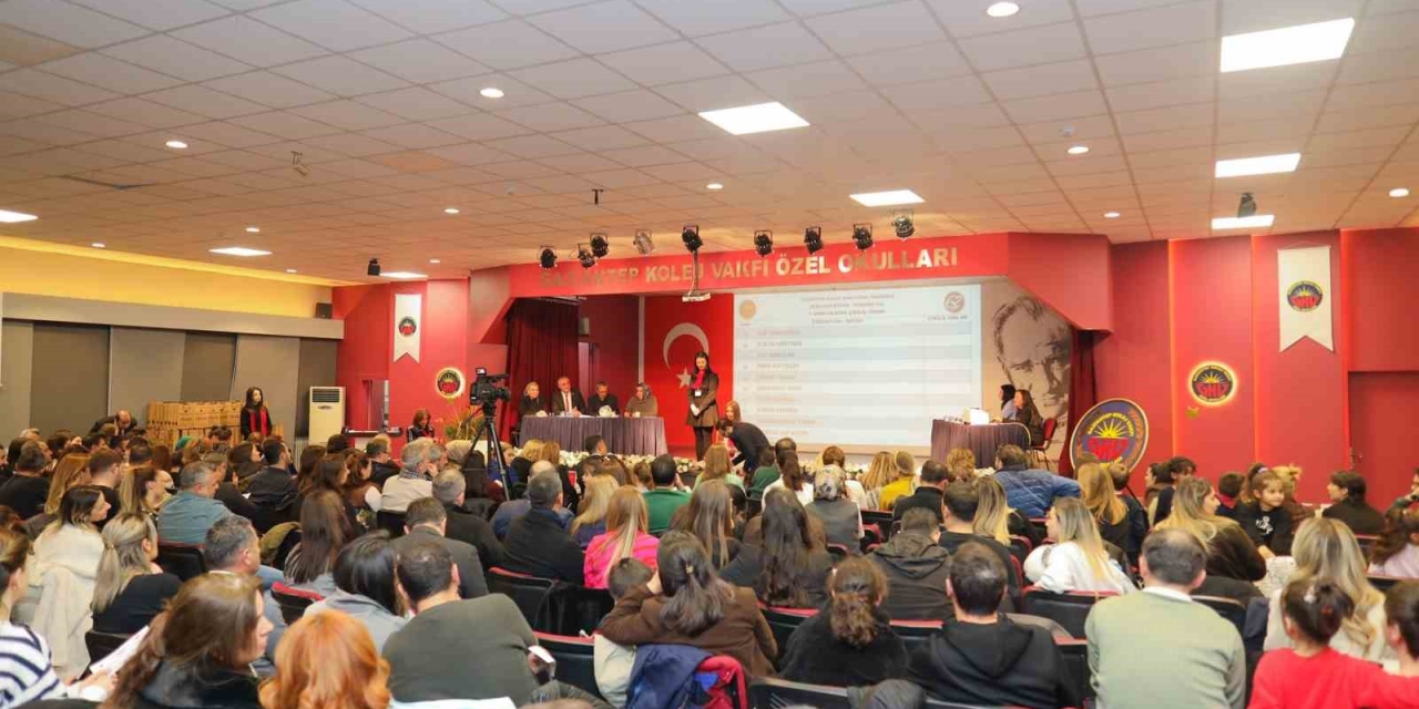 Gaziantep Kolej Vakfı’nda Noterli Kayıt İzdihamı