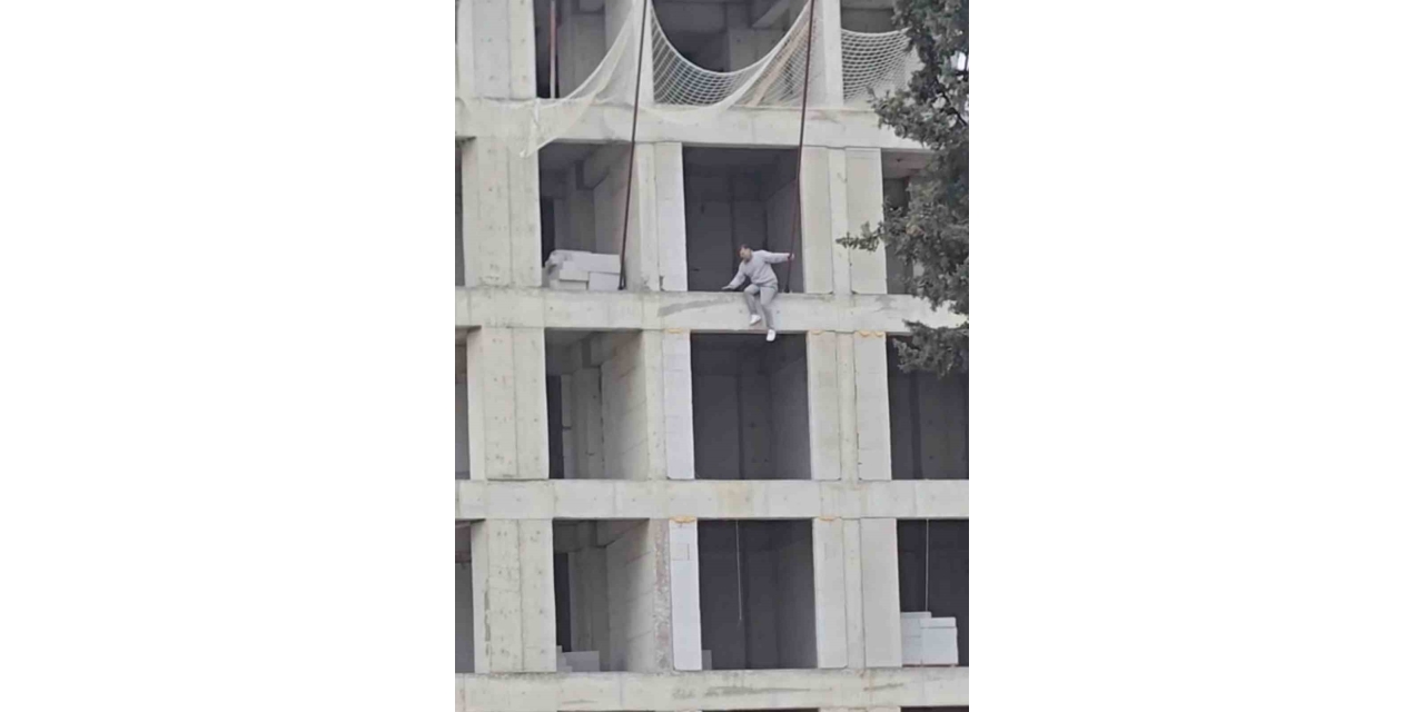 İnşaata Çıkıp Atlamak İsteyen Kişi İkna Edildi