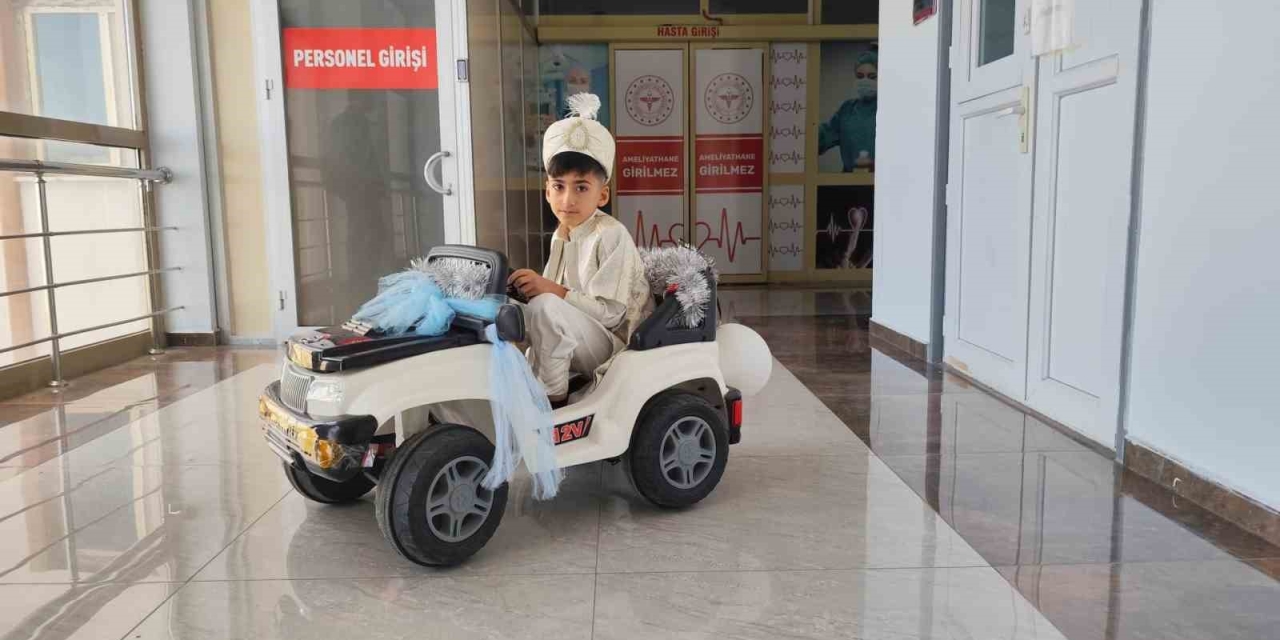 Kahta’da Çocukların Ameliyathaneye Giden Yolu Oyunla Başlıyor