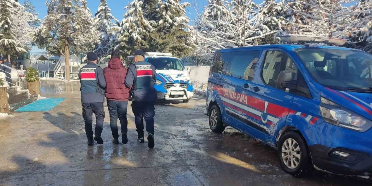 Gaziantep’te 9 Düzensiz Göçmen İle 3 Organizatör Yakalandı