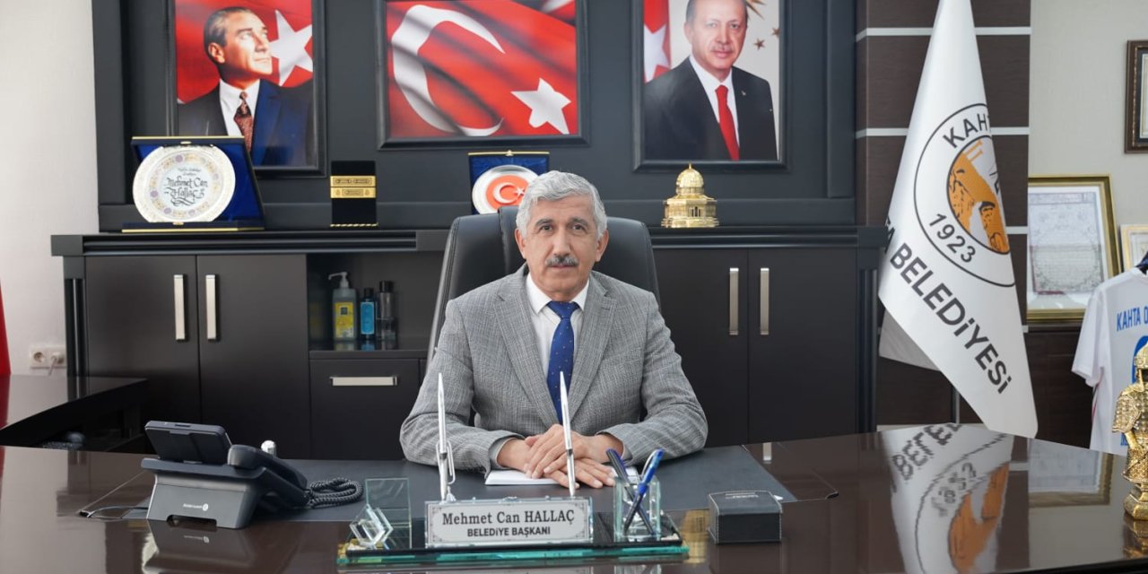 Başkan Hallaç’tan Bayrağa Yapılan Saygısızlığa Sert Tepki