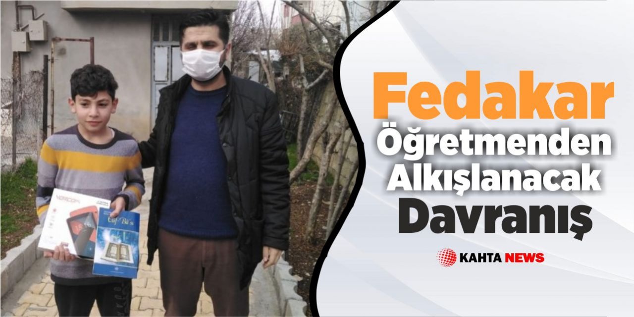 Fedakar Öğretmenden Alkışlanacak Davranış