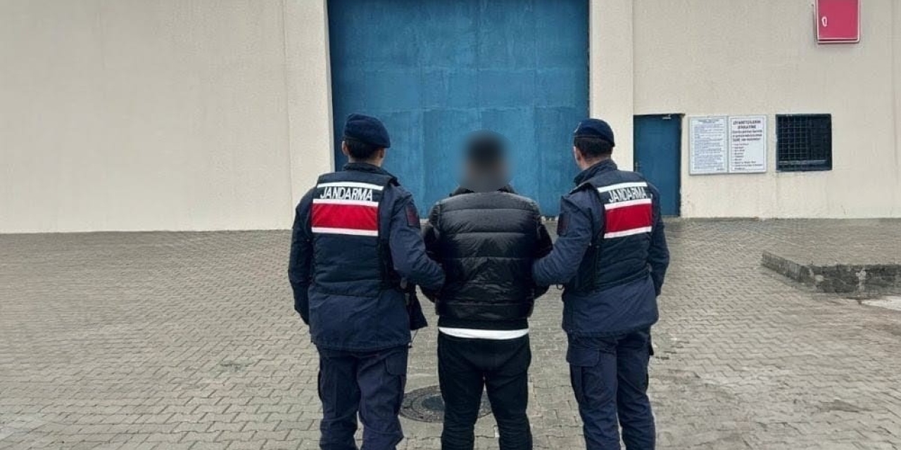 Jandarmadan Aranan Şahıslara Operasyon: 11 Tutuklama