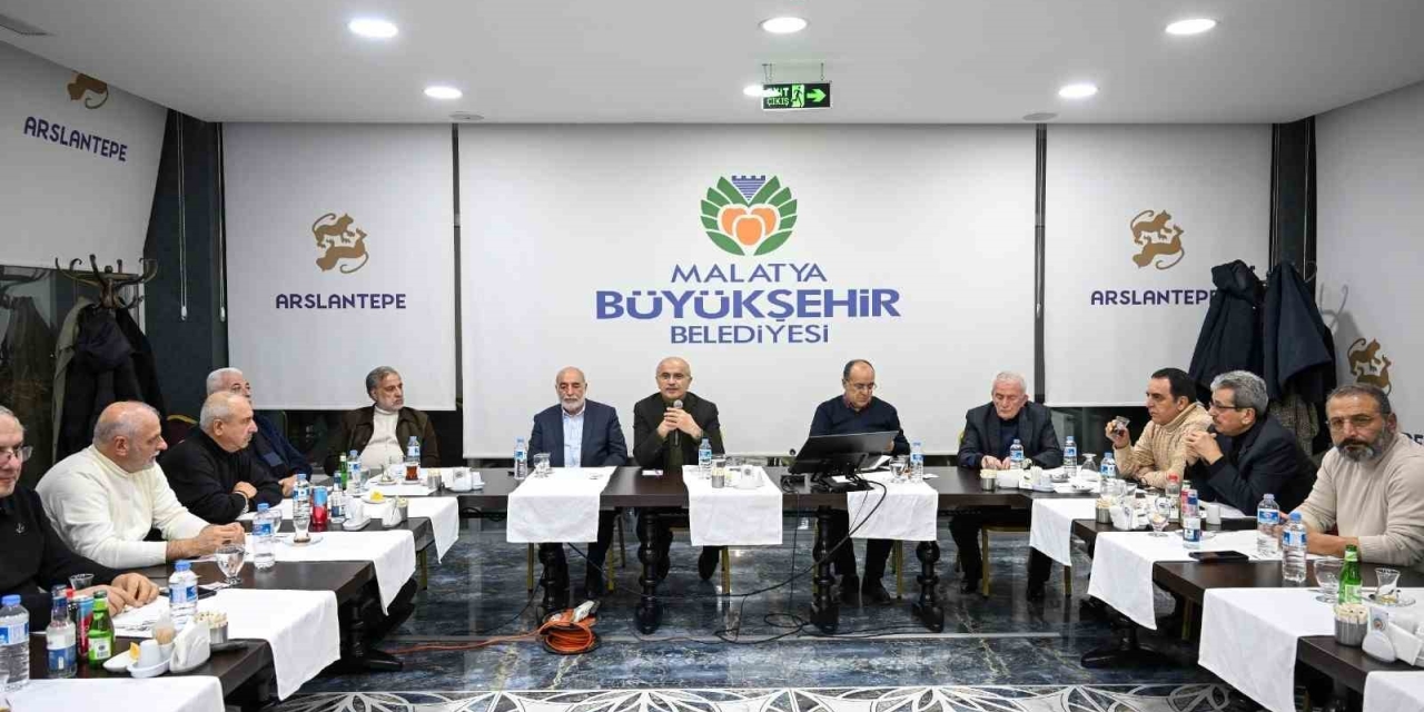 İş İnsanlarıyla Bir Araya Gelen Başkan Er: "malatya’nın Geleceğini İnşa Ediyoruz"