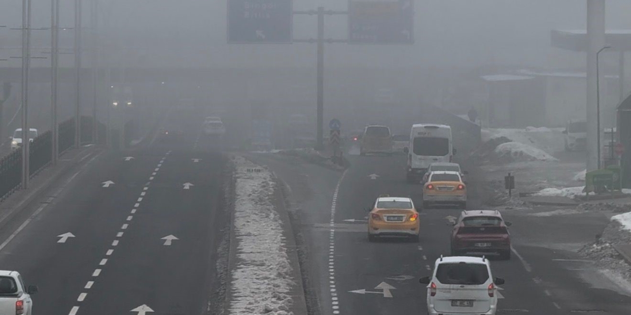 Diyarbakır’da Sis Etkisini Sürdürüyor