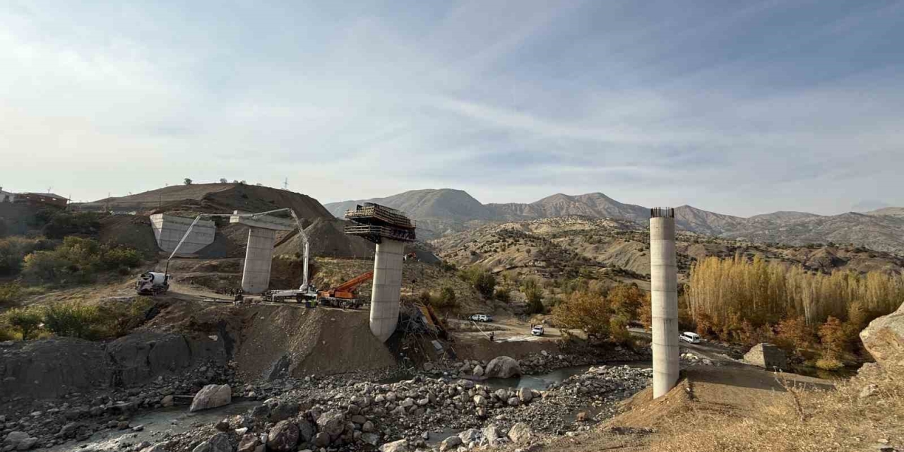 Diyarbakır’da Viyadük İnşaatında 4 İşçinin Ölümüne İlişkin Bilirkişi Raporu Tamamlandı: Aşırı Yüklenme Ve Yetersiz İskele Bağlantısı Ayrıntısı