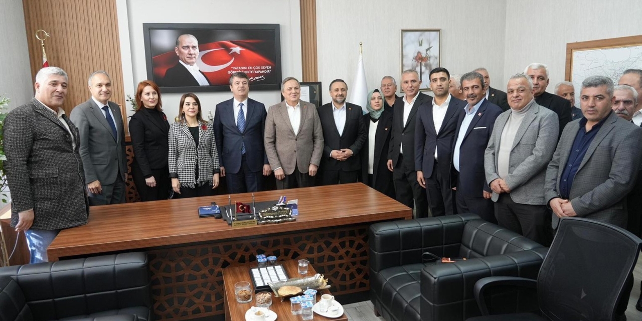 Chp Heyeti, 6 Şubat Anmaları Öncesinde Adıyaman’da İncelemeler Yaptı