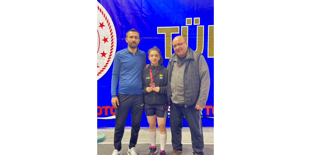 Şehitkamil Sporcularından Büyük Başarı