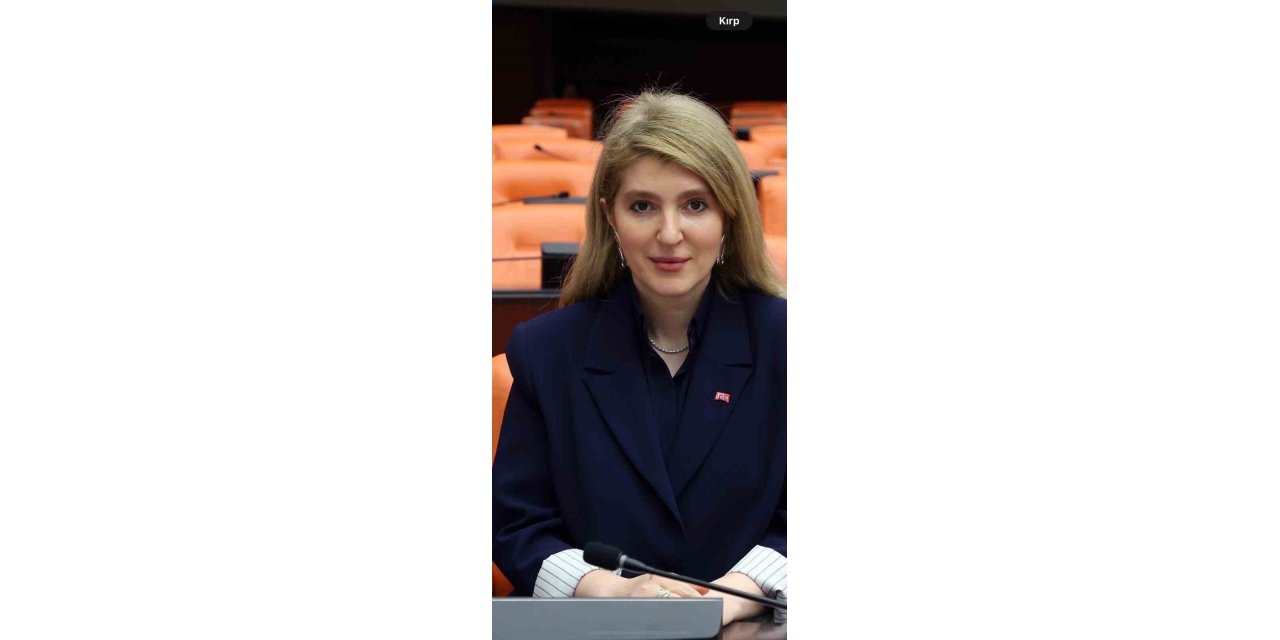 Ak Parti Malatya Milletvekili İnanç Siraç Kara Ölmeztoprak, Berat Kandili Mesajı