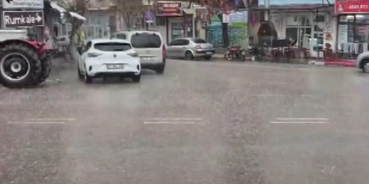Yavuzeli İlçesinde Yağış Etkili Oldu