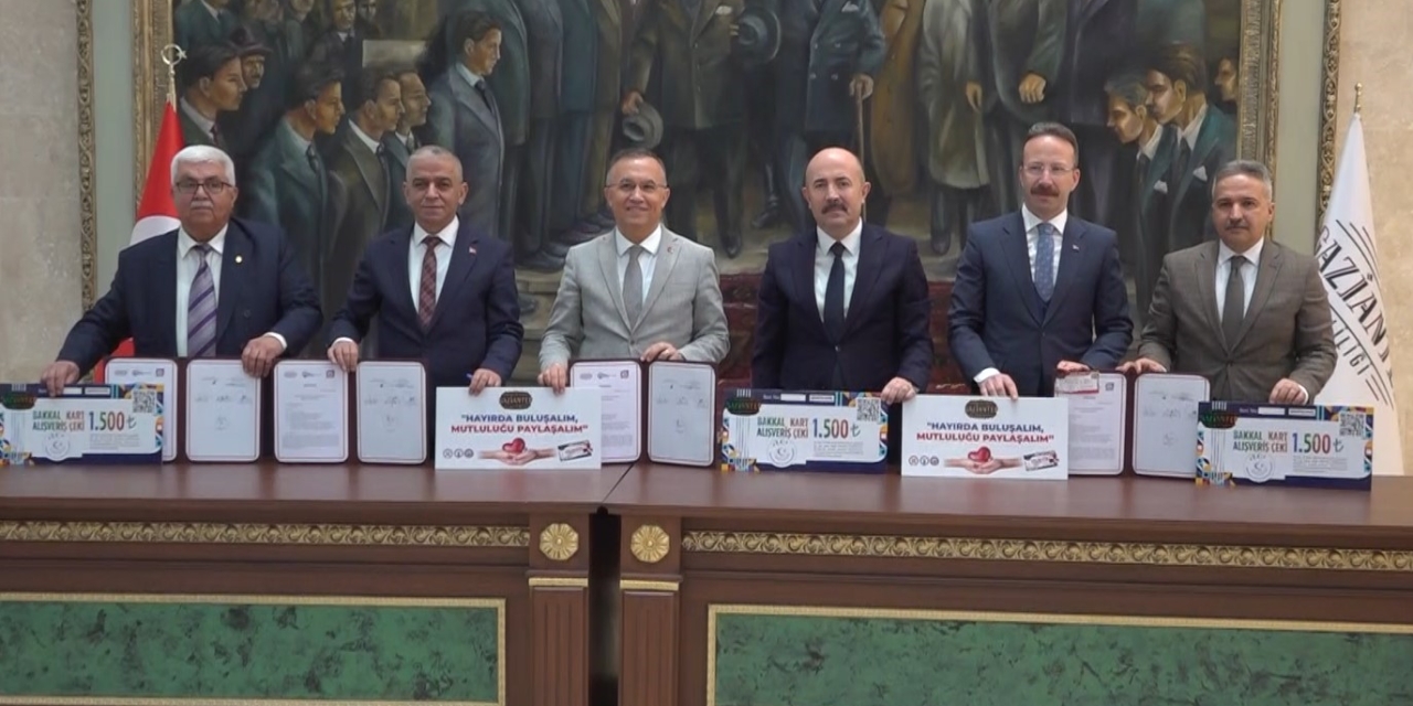 Gaziantep’te İhtiyaç Sahibi Vatandaşlara Ramazan Müjdesi: ’bakkalkart’