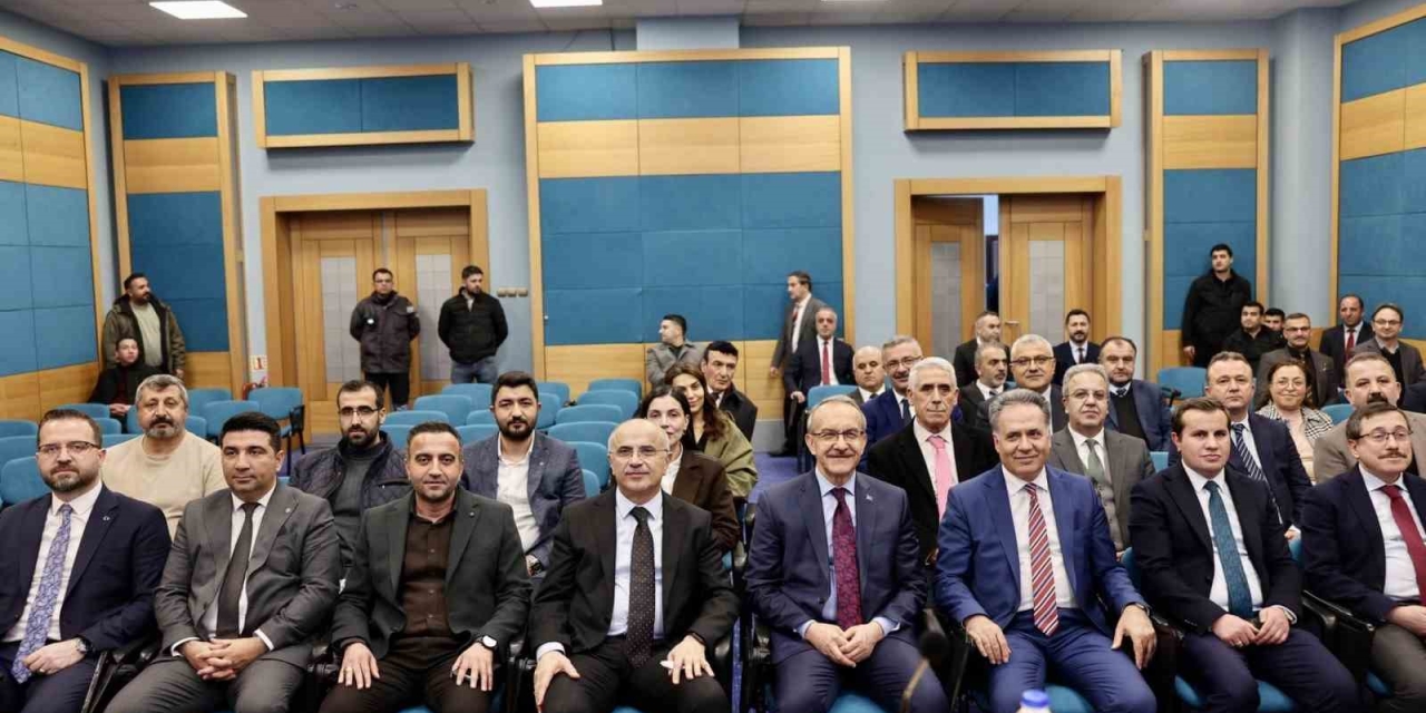 Akçadağ’da Levent Vadisi Jeoparkı Projesi Değerlendirildi