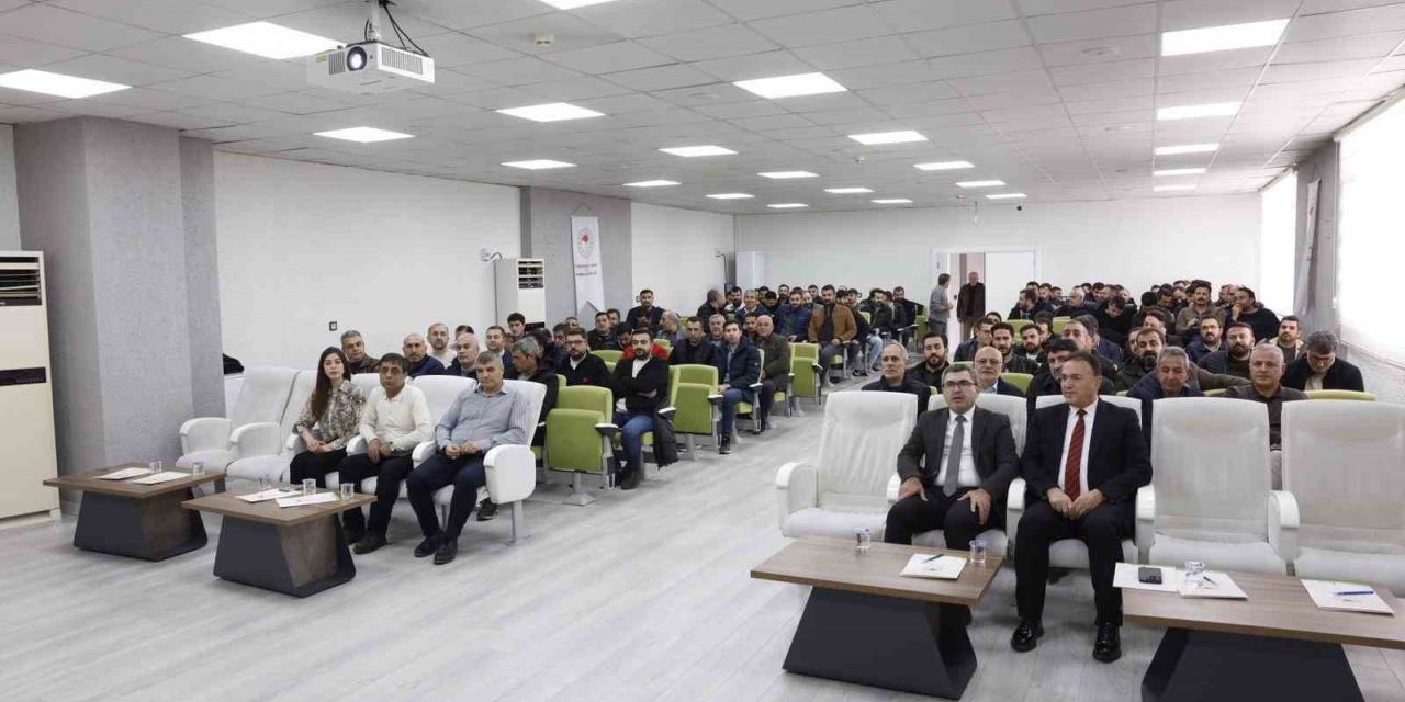 Diyarbakır’da Bitki Koruma Ürünleri Hakkında Bilgilendirme Toplantısı Düzenlendi