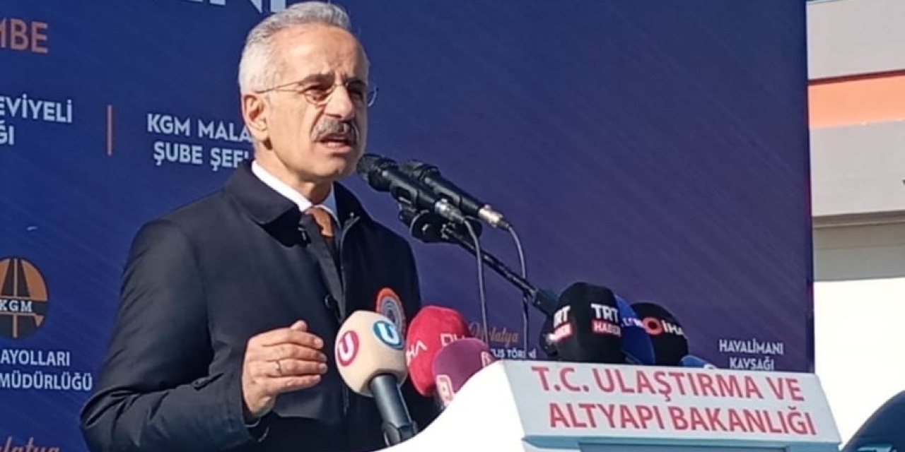 Bakan Uraloğlu: "bugüne Kadar Deprem Bölgesindeki İllere Toplam 79,4 Milyar Liralık Yatırım Yaptık"