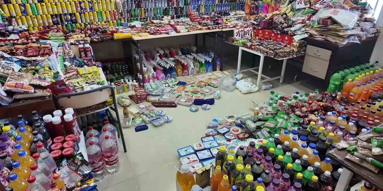 Şanlıurfa’da 4 Milyon Tl’lik Tarihi Geçmiş Gıda Ele Geçirildi