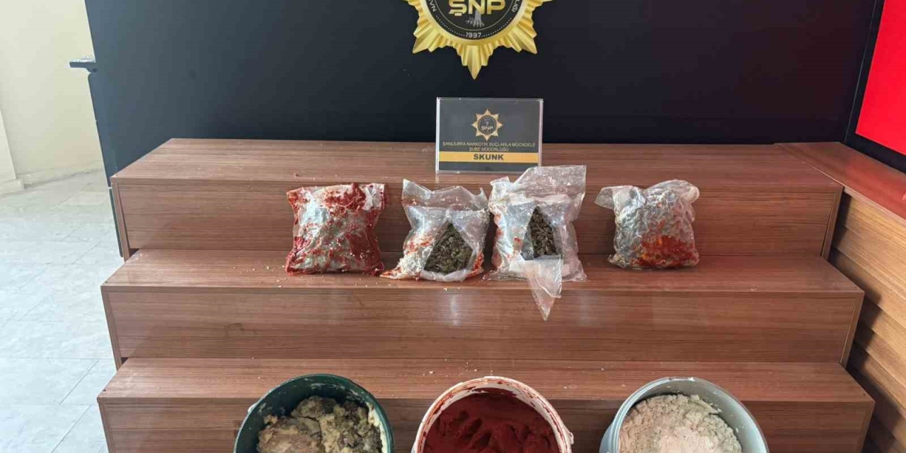 Salça Ve Peynir Kovalarından Uyuşturucu Çıktı