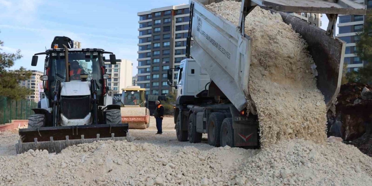 Doğukent’e 17 Metrelik Yol Yatırımı