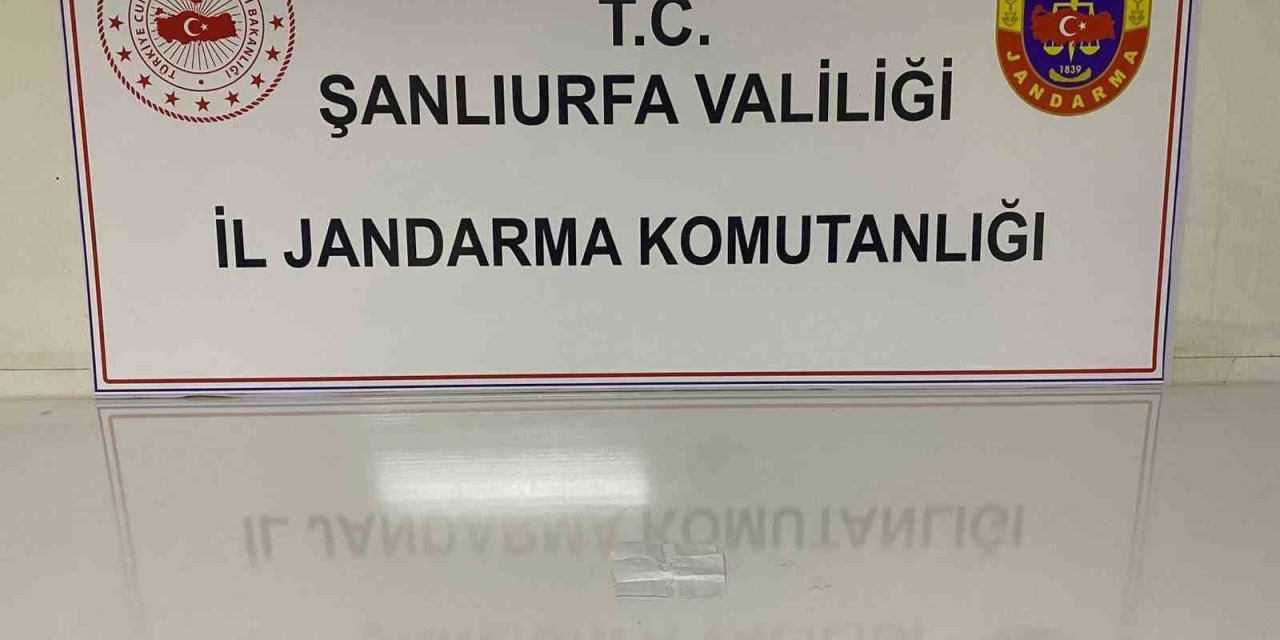 Şanlıurfa’da Silah Ve Uyuşturucu Ele Geçirildi: 8 Şüpheliye İşlem Yapıldı