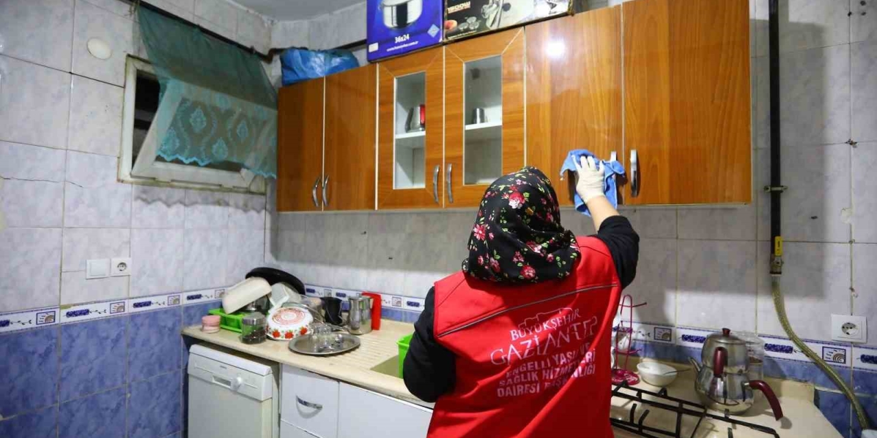 Gaziantep Büyükşehir’den Ramazan Öncesi Yaşlı Ve Engellilere Kapsamlı Destek