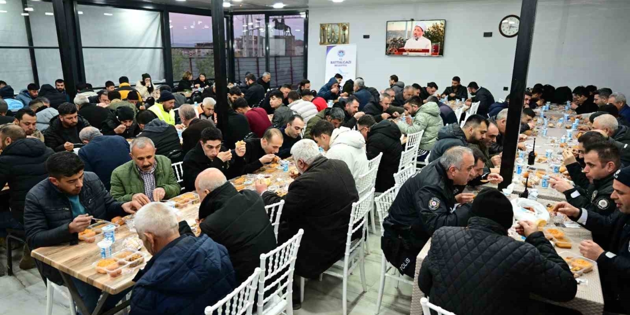 Battalgazi Belediyesi İftarı Çadırlarda Değil Restoranda Veriyor
