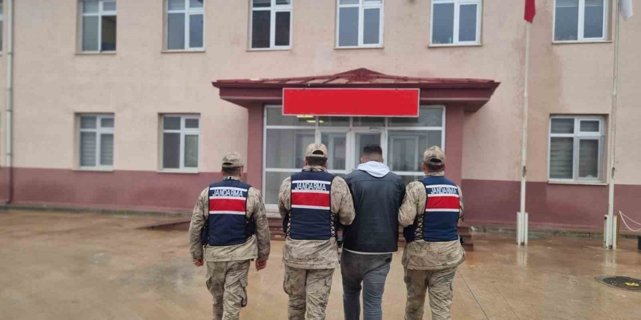 Yağma Suçundan Kesinleşmiş 16 Yıl Cezayla Aranan Şahıs Yakalandı