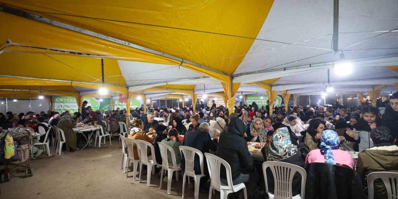 Şahin, Vatandaşlarla İftarda Buluştu