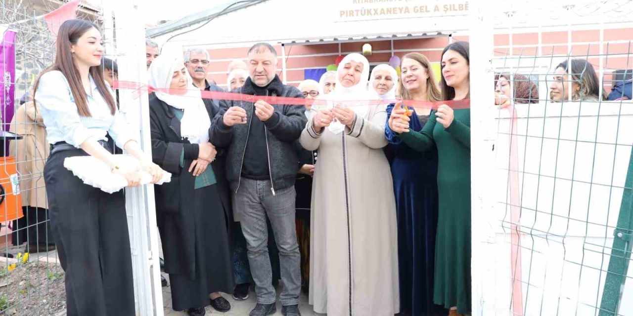 Şilbe Halk Kütüphanesi Hizmete Açıldı