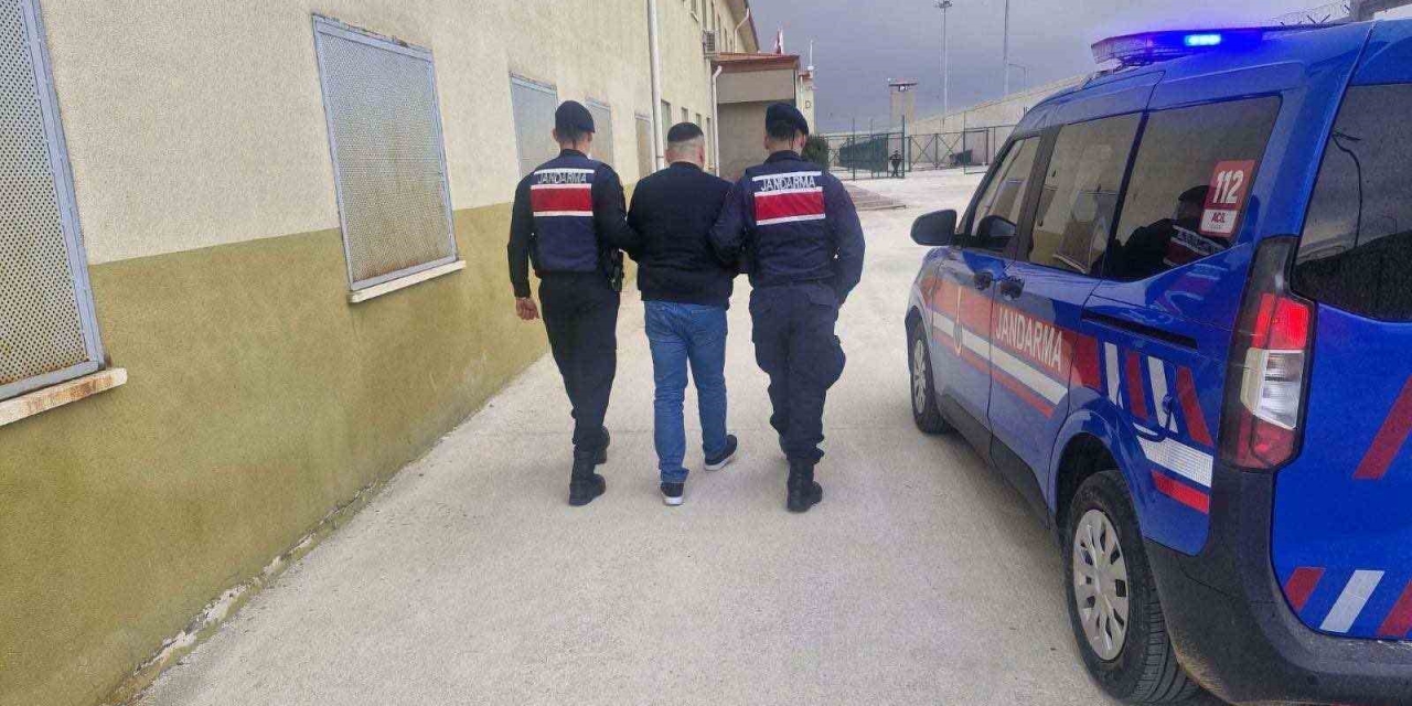 Kesinleşmiş 26 Yıl Cezayla Aranan Şahıs Yakalandı