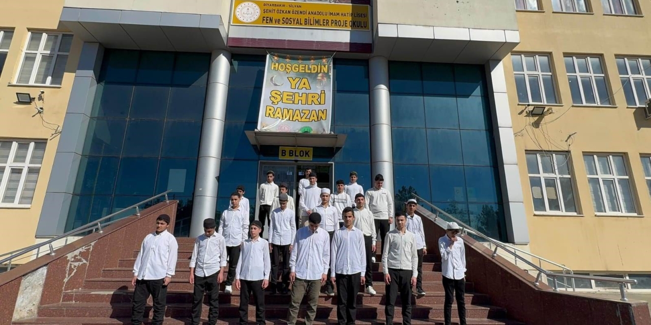 Diyarbakır’da ‘maarifin Kalbinde Ramazan’ Coşkusu