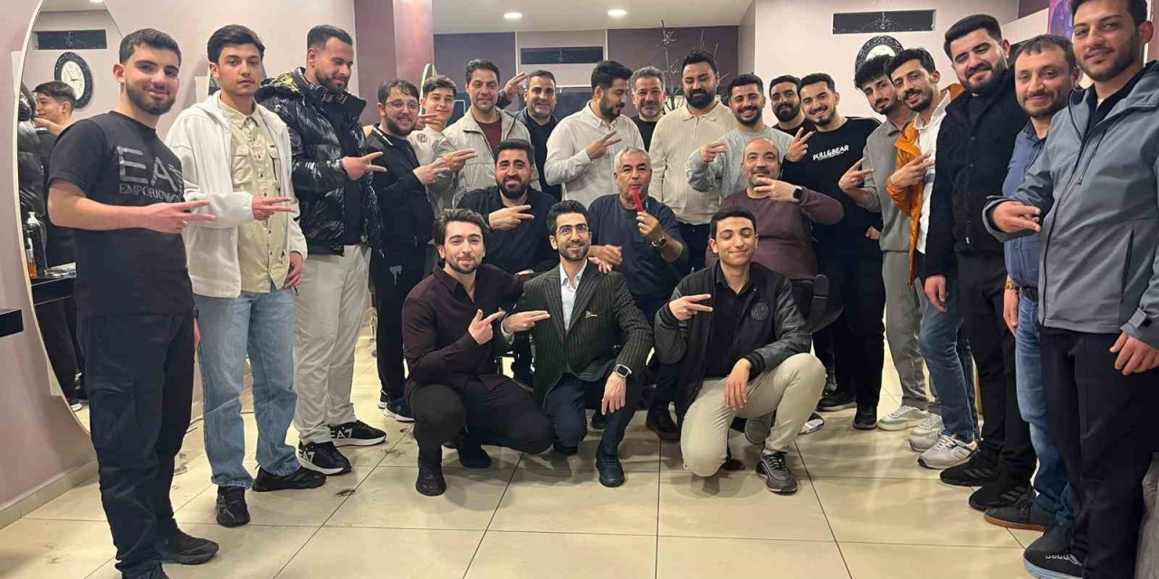 Diyarbakır’da Erkek Berberlerine Eğitim