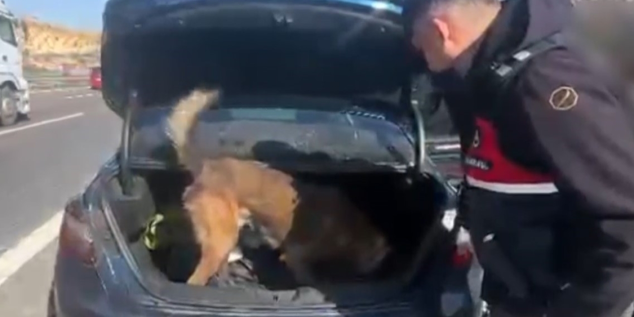 Gaziantep’te Şüpheli Araçta Uyuşturucu Ele Geçirildi: 3 Gözaltı