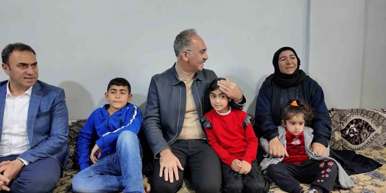 Eyyübiye’de Yetimin Yüzü Güldü