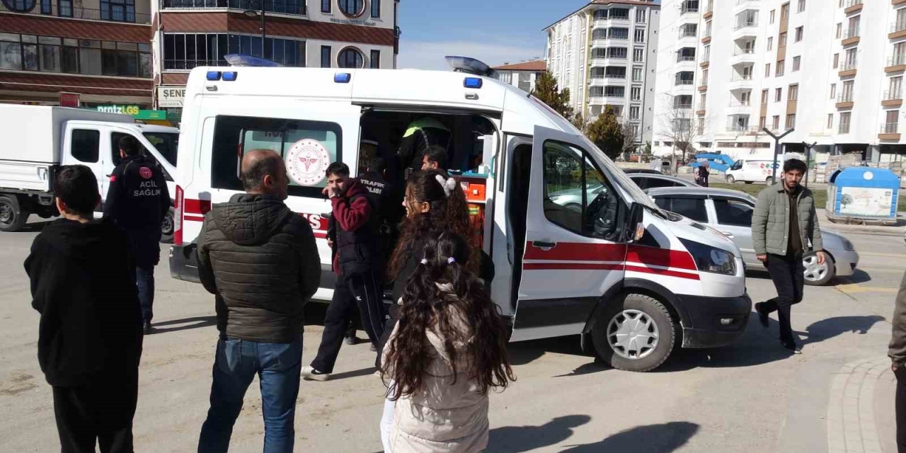 Malatya’da Otomobille Motosiklet Çarpıştı: 1 Yaralı